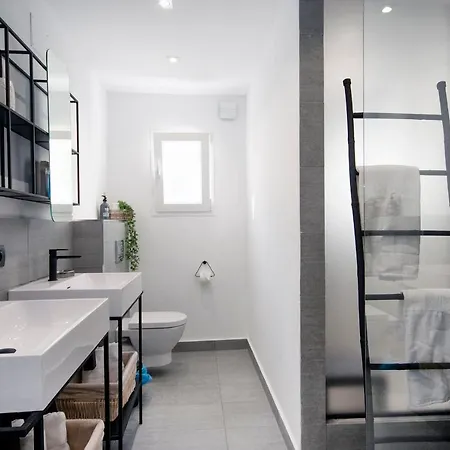 Sara 8 - Free Wifi, Chill-out, Private Pool, Private Tennis Court - By Villamar