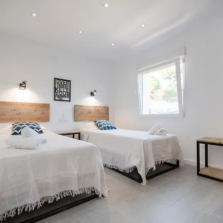 Villa Sara 8 - Free Wifi, Chill-out, Private Pool, Private Tennis Court - By Villamar